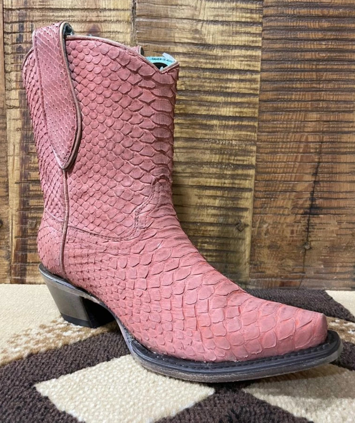 Corral Coral Python Sizes 6, 9, 9.5
