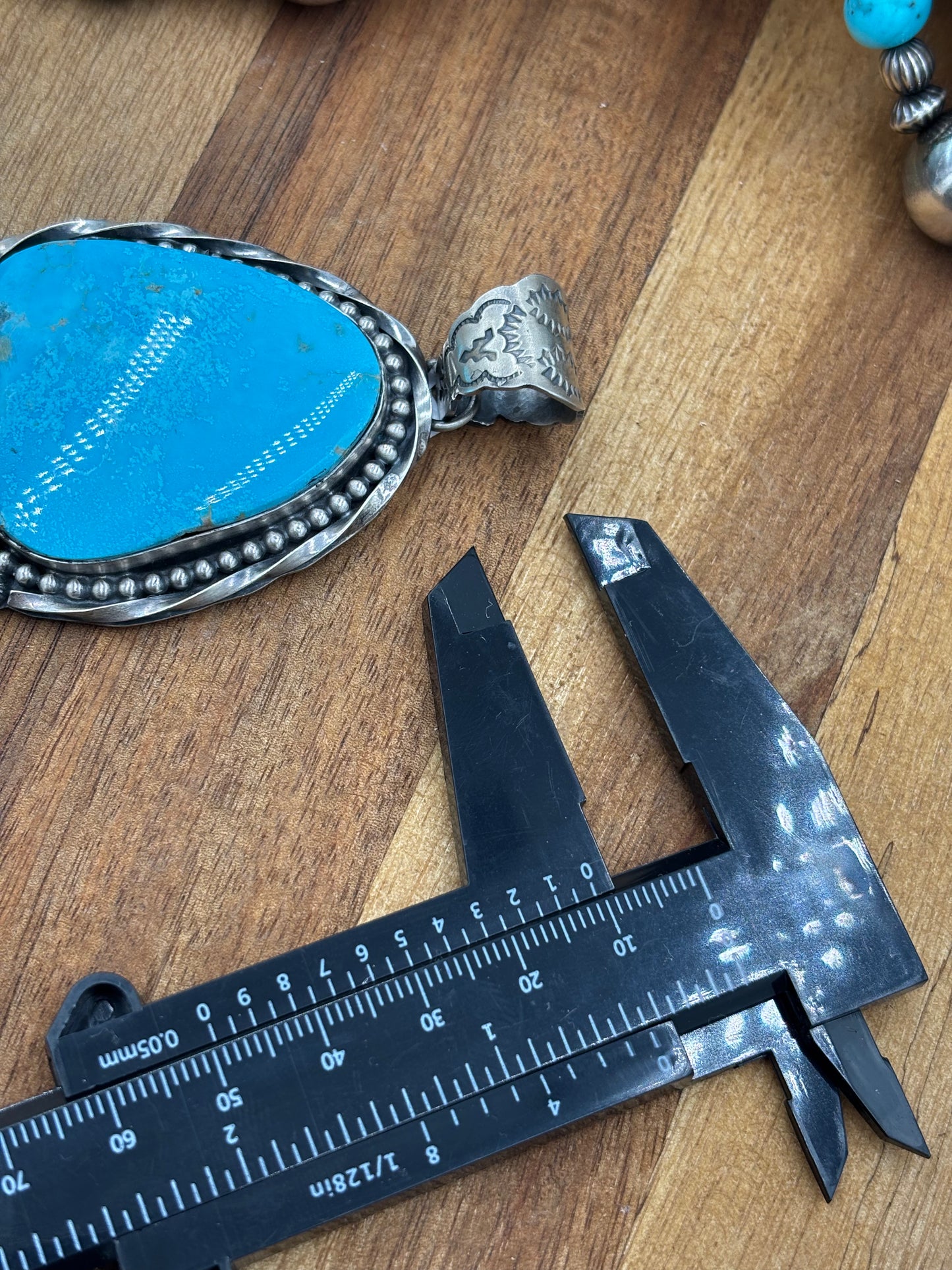 Turquoise Pendant Twisted & Dotted Border