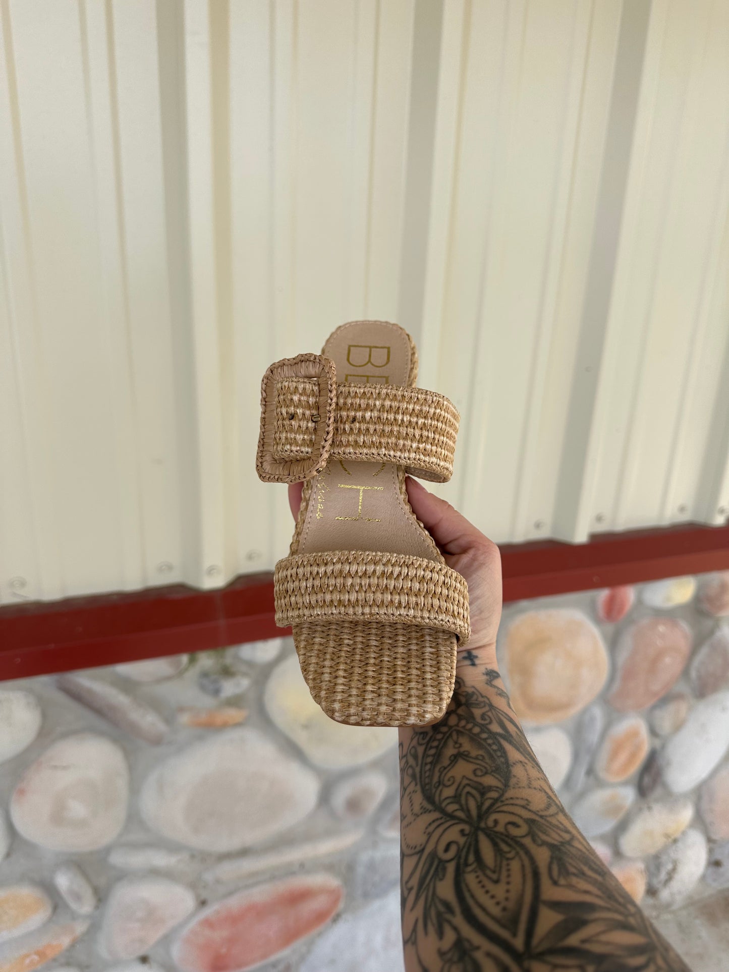 Lucy – Cognac Woven Block Heel Slide