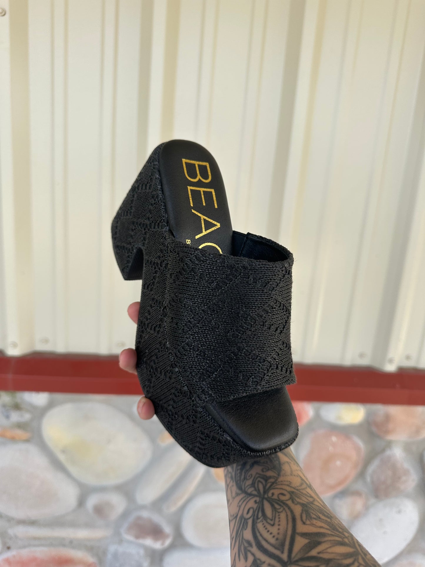 The Como – Ebony Platform Slide