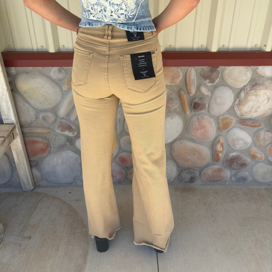 The Mesquite Kickback Distressed Khaki Denim Jeans (Regular & Plus Sizes)