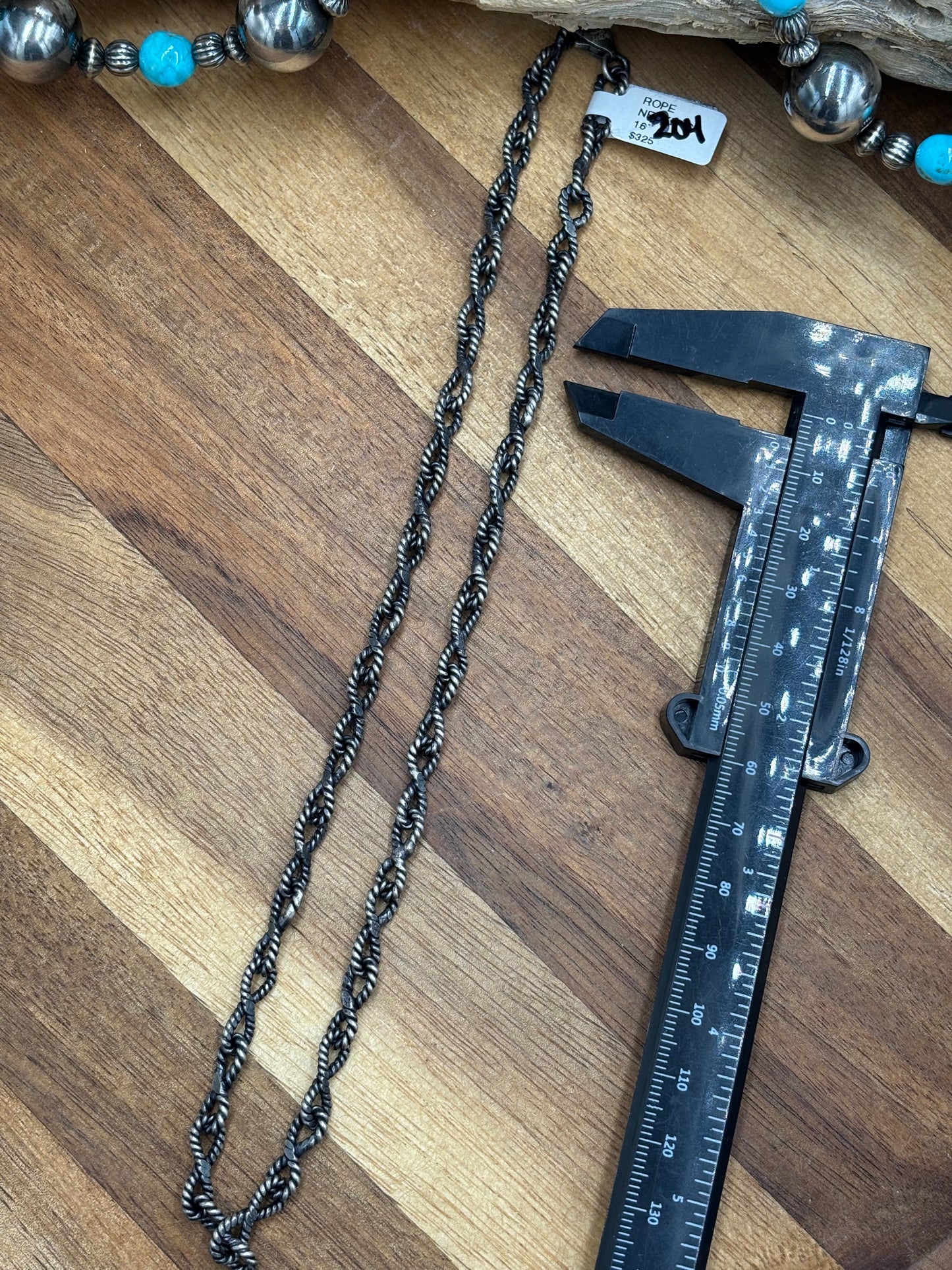 16" Twisted Rope Chain Necklace