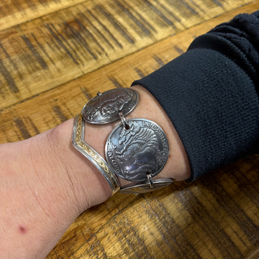 Buffalo Link Bracelet