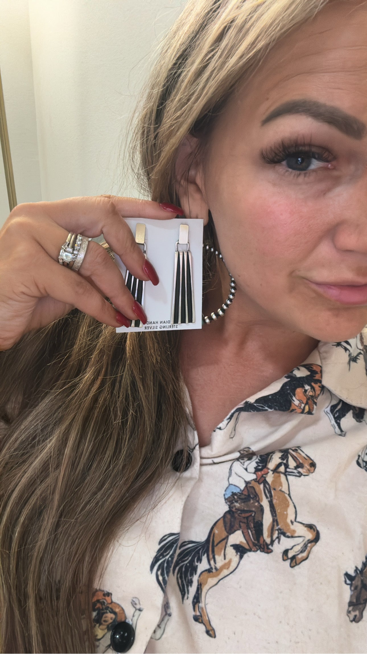 Leander Tahe Beth Dangle Earrings