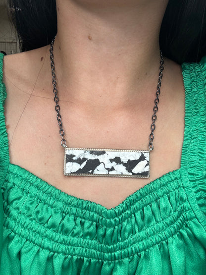 White Buffalo Mojave #917-50D XL Bar Necklace by Brandon Etcitty, Navajo