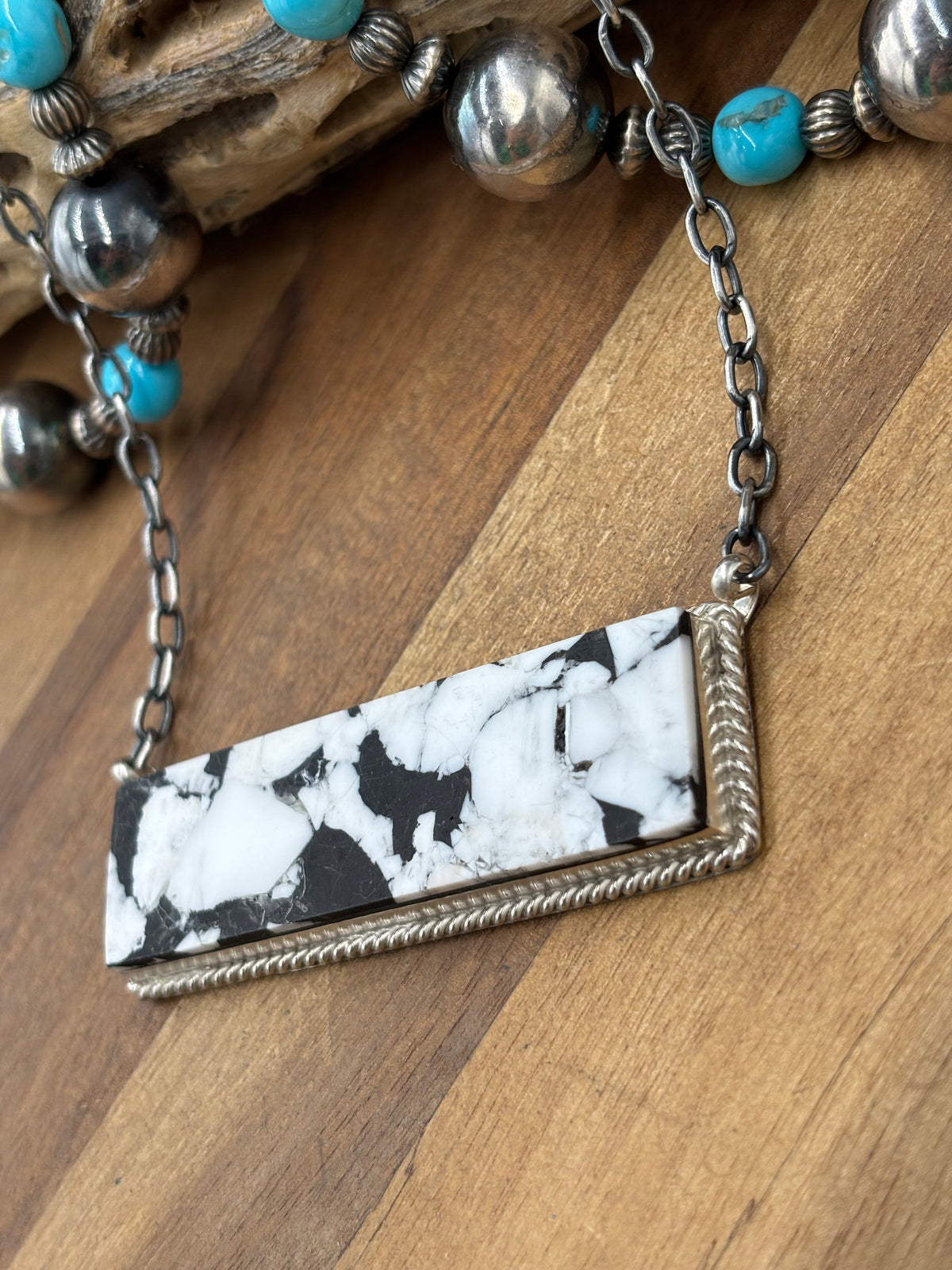 White Buffalo Mojave #917-45F XL Bar Necklace by Brandon Etcitty, Navajo