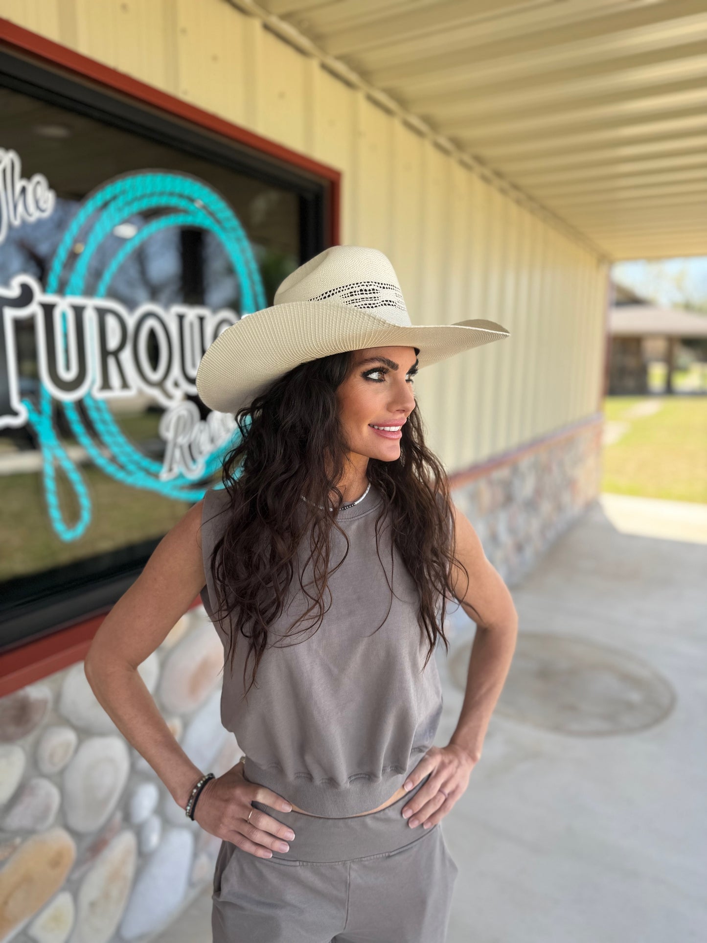 The Sun Chaser – 10X Premium Straw Cowboy Hat (Unisex)