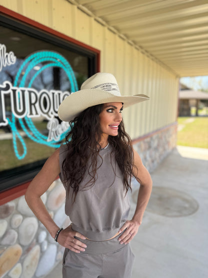 The Sun Chaser – 10X Premium Straw Cowboy Hat (Unisex)