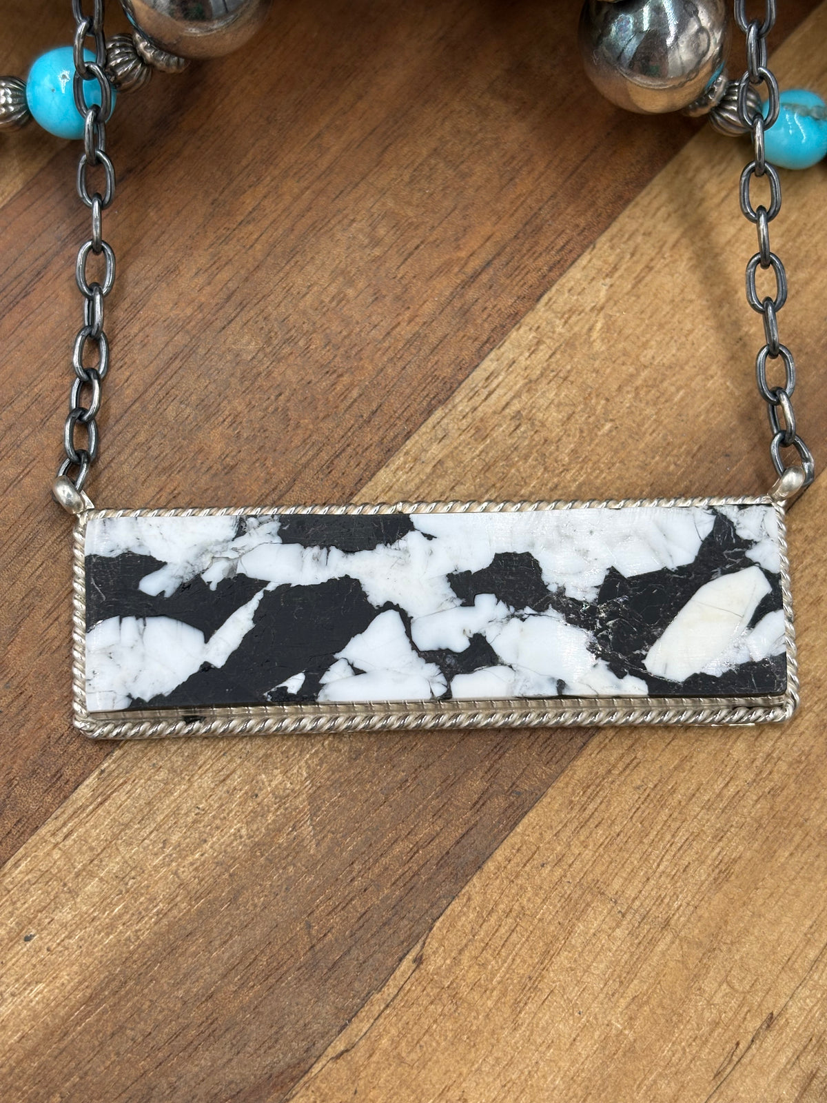 White Buffalo Mojave #917-50D XL Bar Necklace by Brandon Etcitty, Navajo
