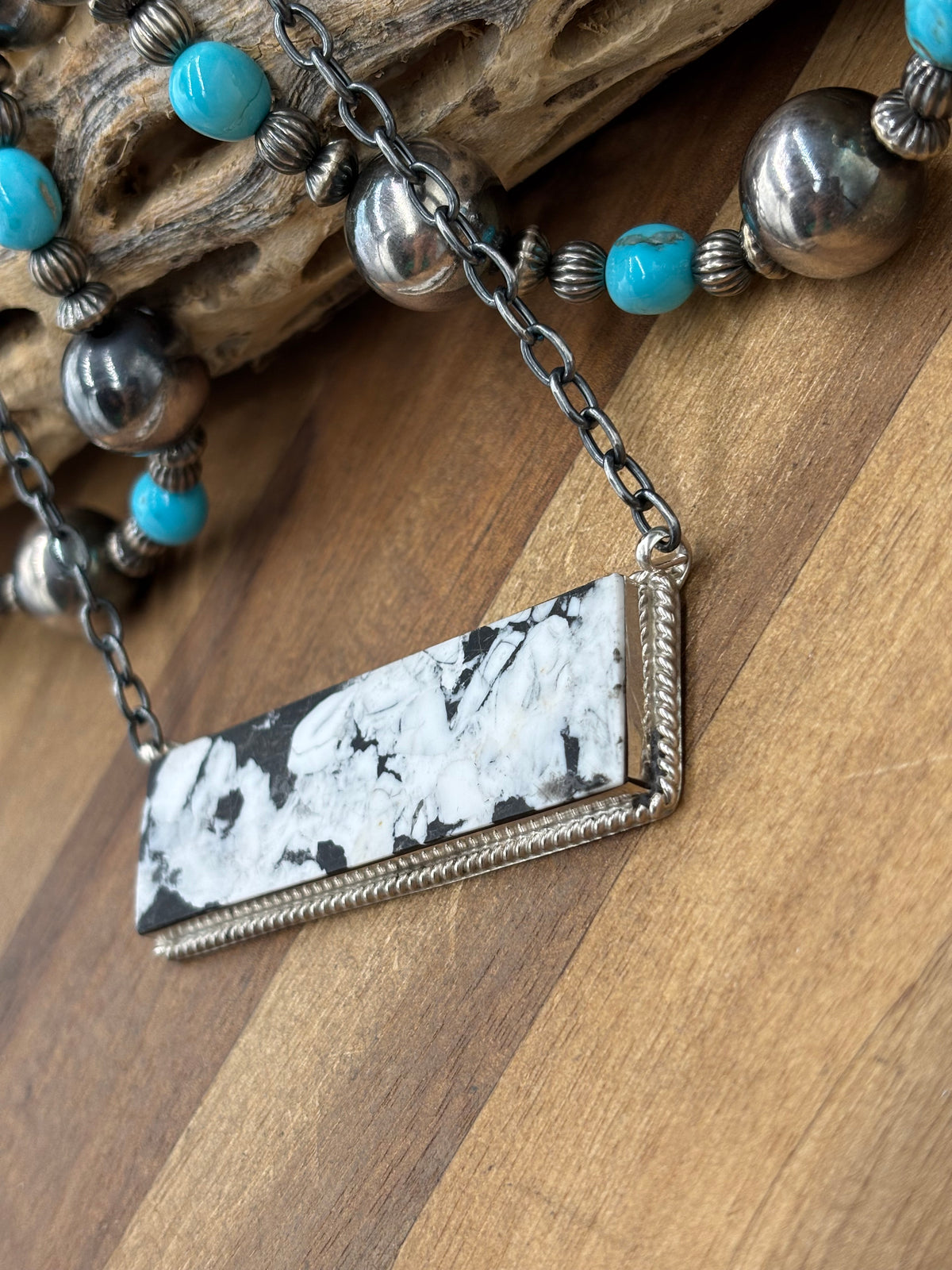 White Buffalo Mojave #917-50B XL Bar Necklace by Brandon Etcitty, Navajo
