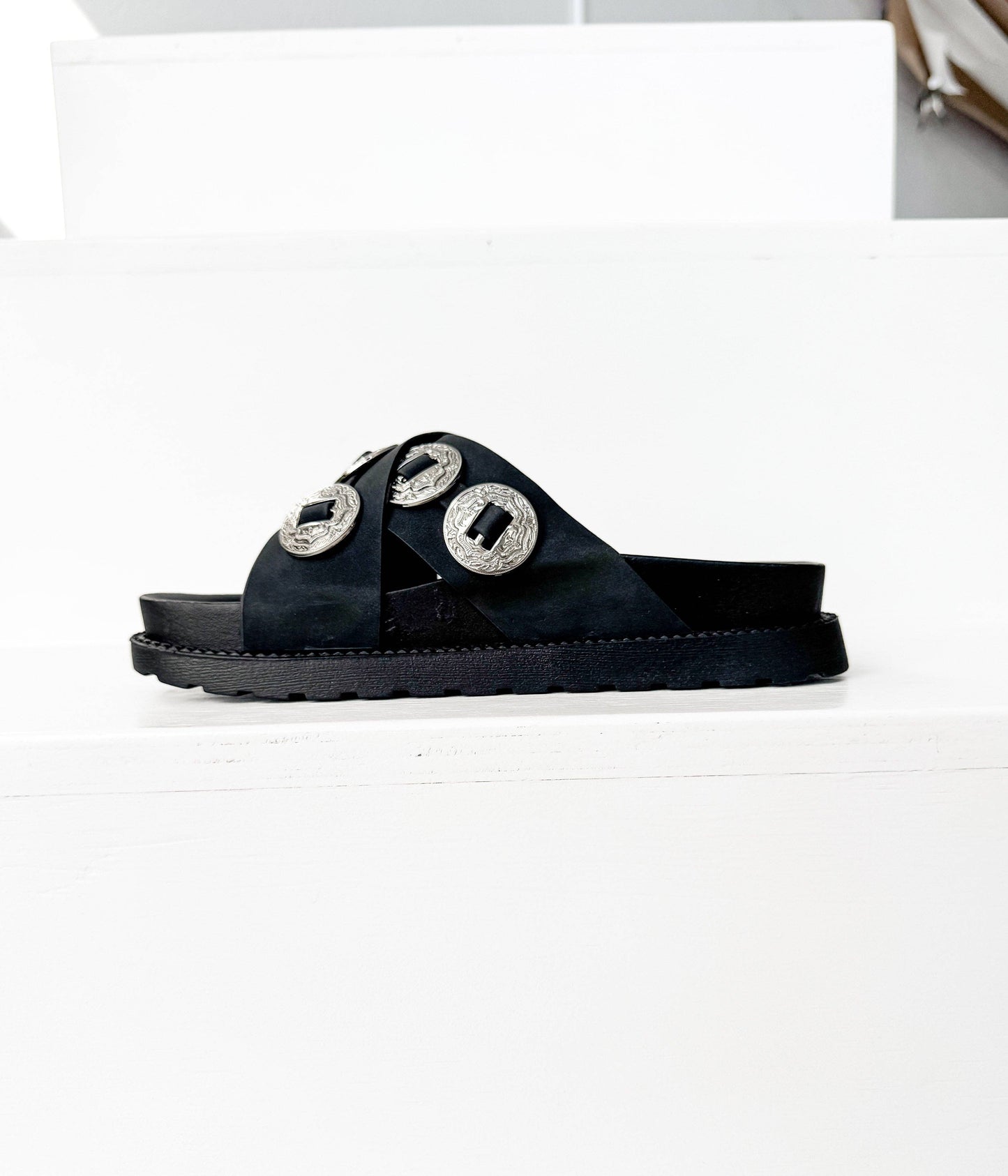 Calanthe Sandal in Black