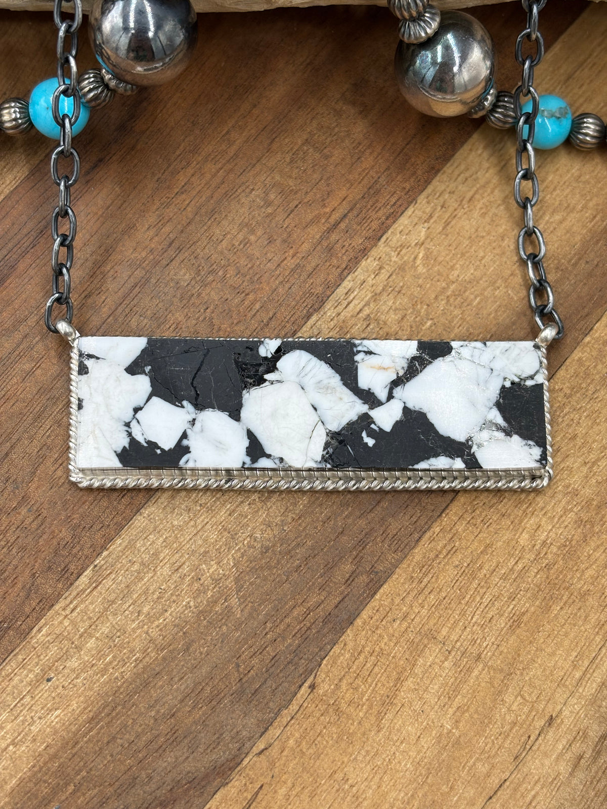 White Buffalo Mojave #917-45G XL Bar Necklace by Brandon Etcitty, Navajo