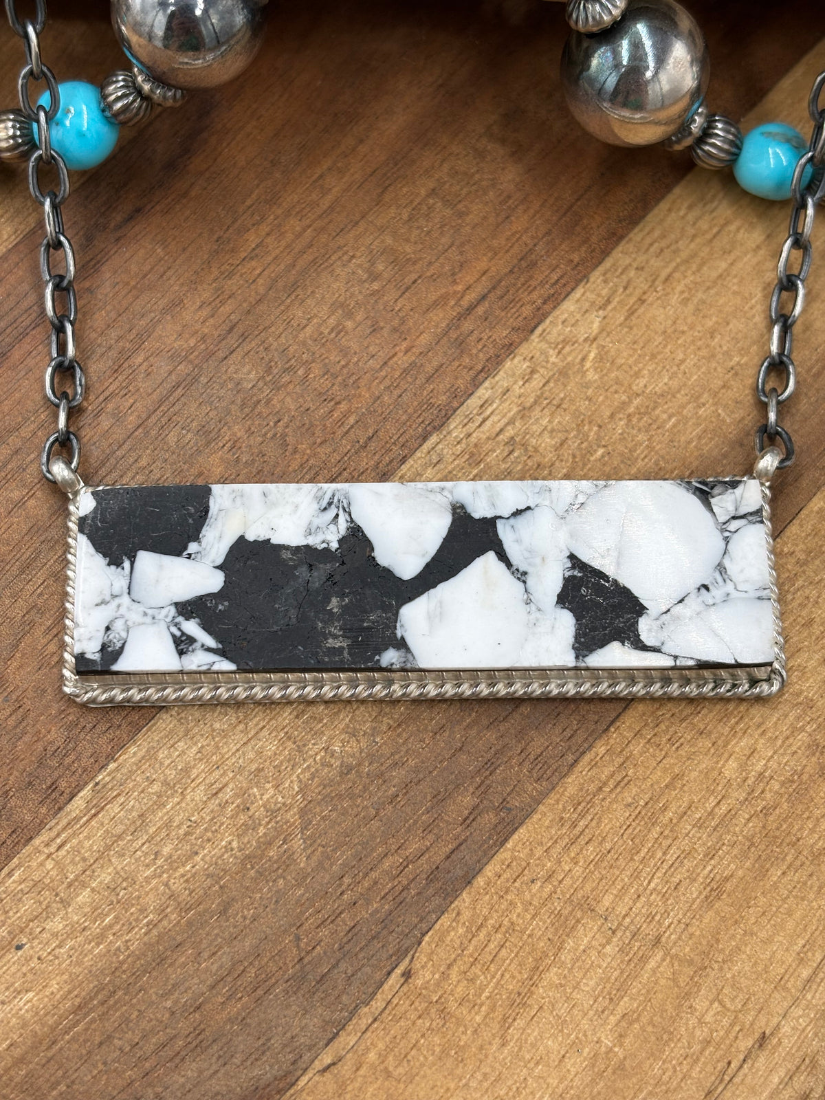 White Buffalo Mojave #917-50C XL Bar Necklace by Brandon Etcitty, Navajo