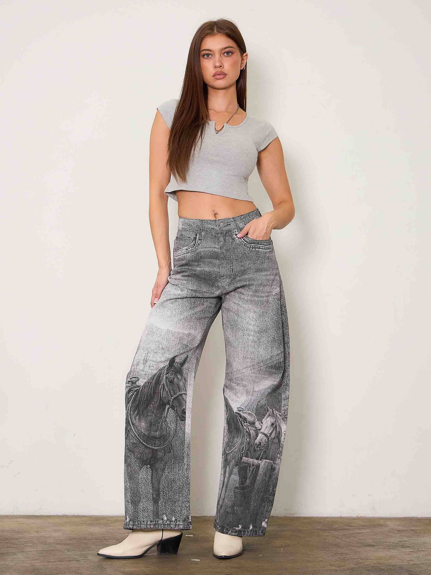 Mandi Printed Baggy Jeans: BLACK HORSE