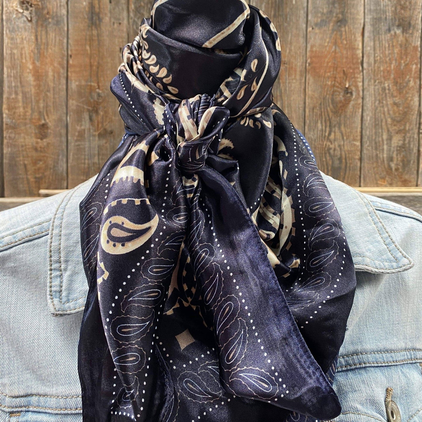 35X35" Blue and Cream Paisley Wild Rag/Scarf WR433