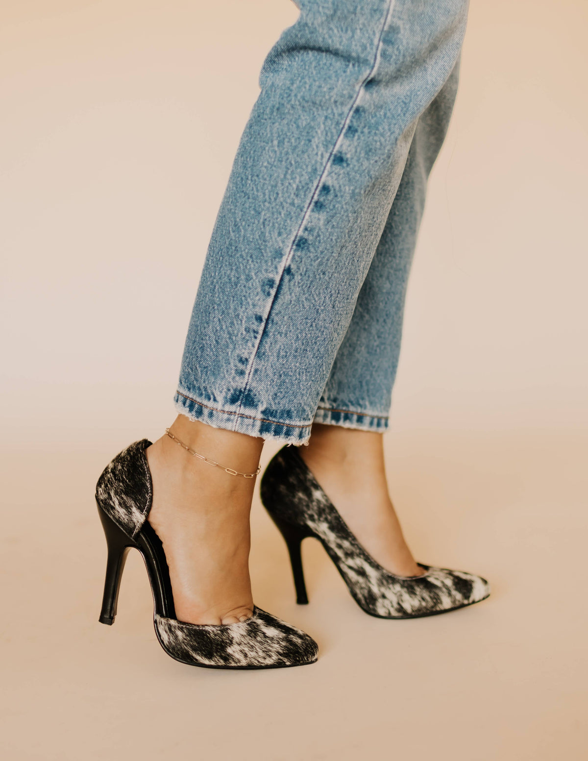 Cowhide High Heel Salt & Pepper Black & White