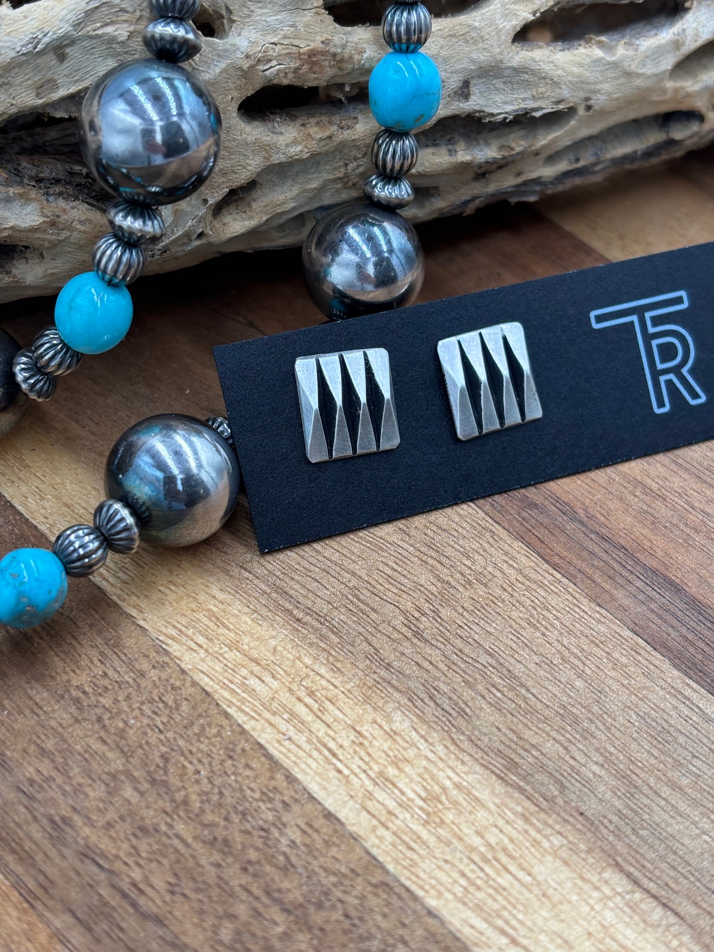 Beth Studs Leander Tahe, Navajo