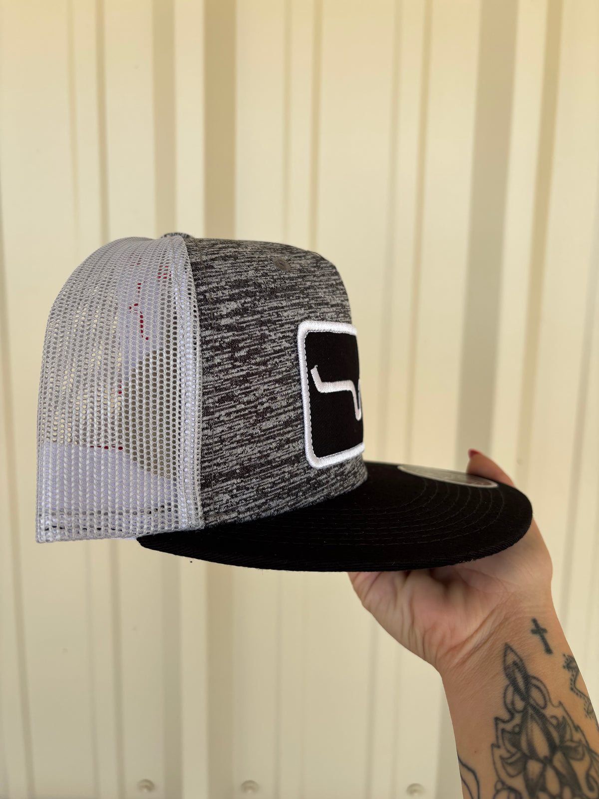 Banner Ventilated Hat Grey by Kimes