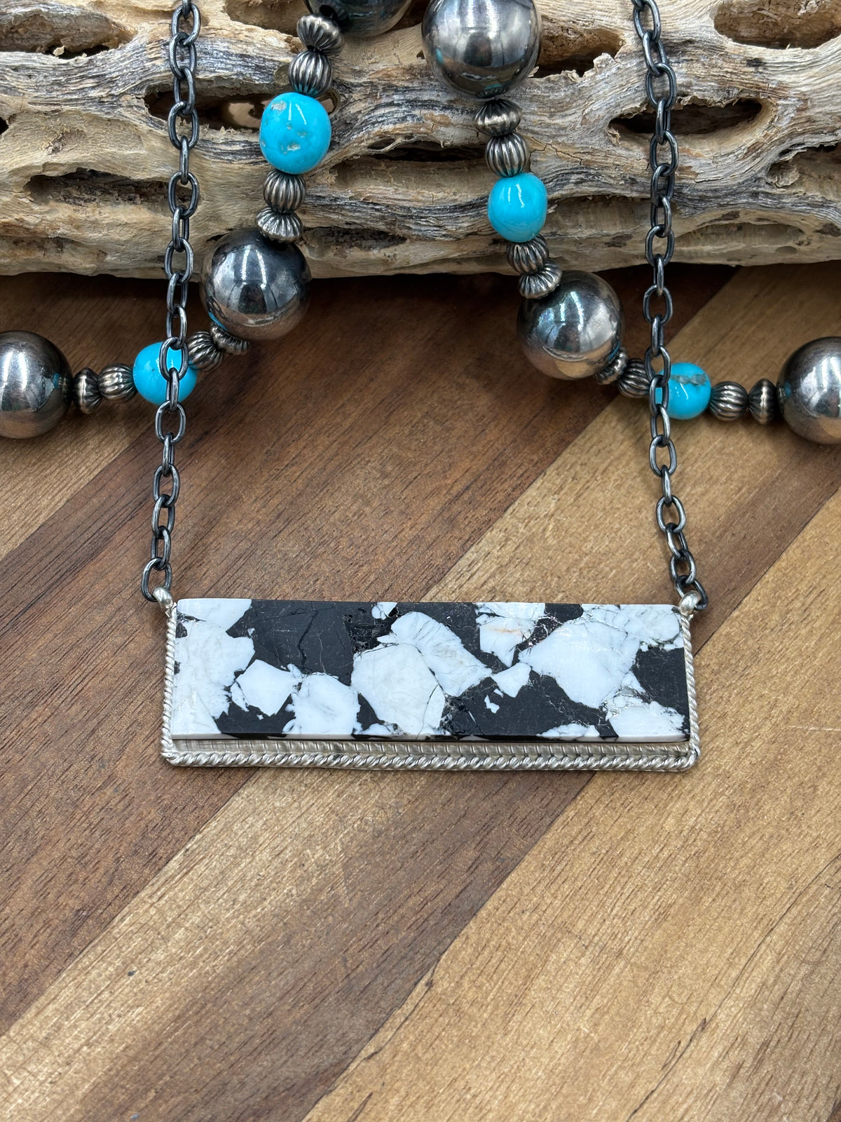 White Buffalo Mojave #917-45G XL Bar Necklace by Brandon Etcitty, Navajo