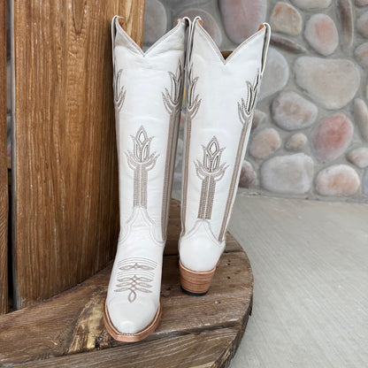 Signature Turquoise Reata Boot – The Charlotte Bone Tulip Top Snip Toe Boot
