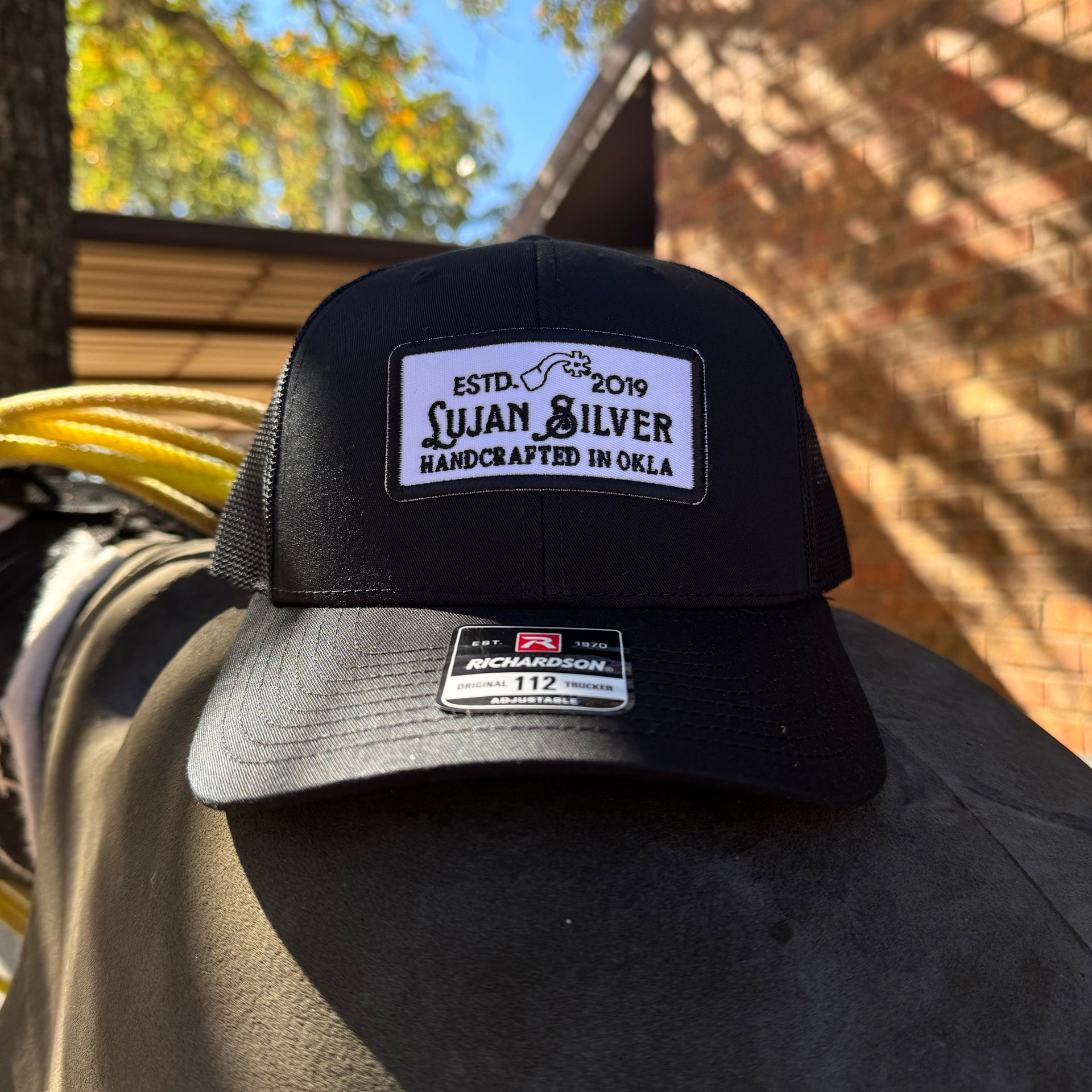 Lujan Silver- Merch Cap Richardson 112 Black with Black Mesh – The