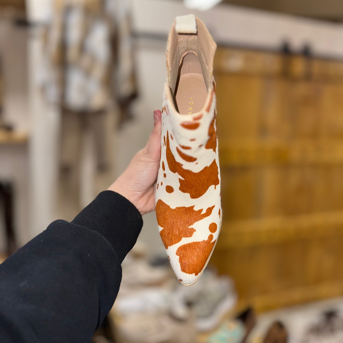 Cowin’ Around The Town Brown Shortie Boots