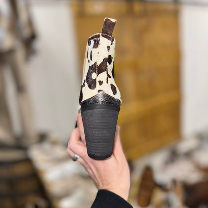 Cowin’ Around The Town Black Shortie Boots