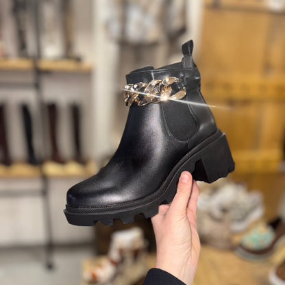 The Amulet Chunky Heeled Boot by Steve Madden (size 8.5, 9.5)