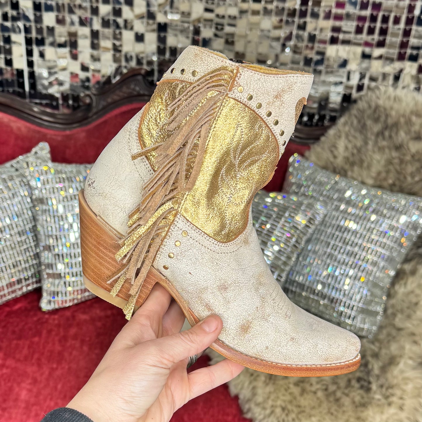 YIPPIE KI YAY BY OLD GRINGO WOMEN'S LEYLANI WESTERN BOOTIES - SNIP TOE