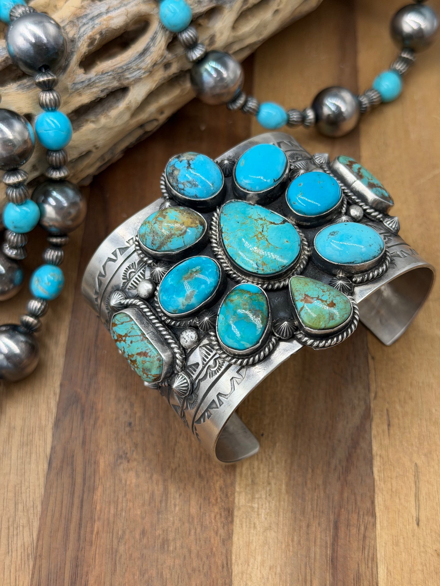 Kingman Turquoise #92-16 Cuff by Rick Enriquez X Donovan Skeet, Navajo