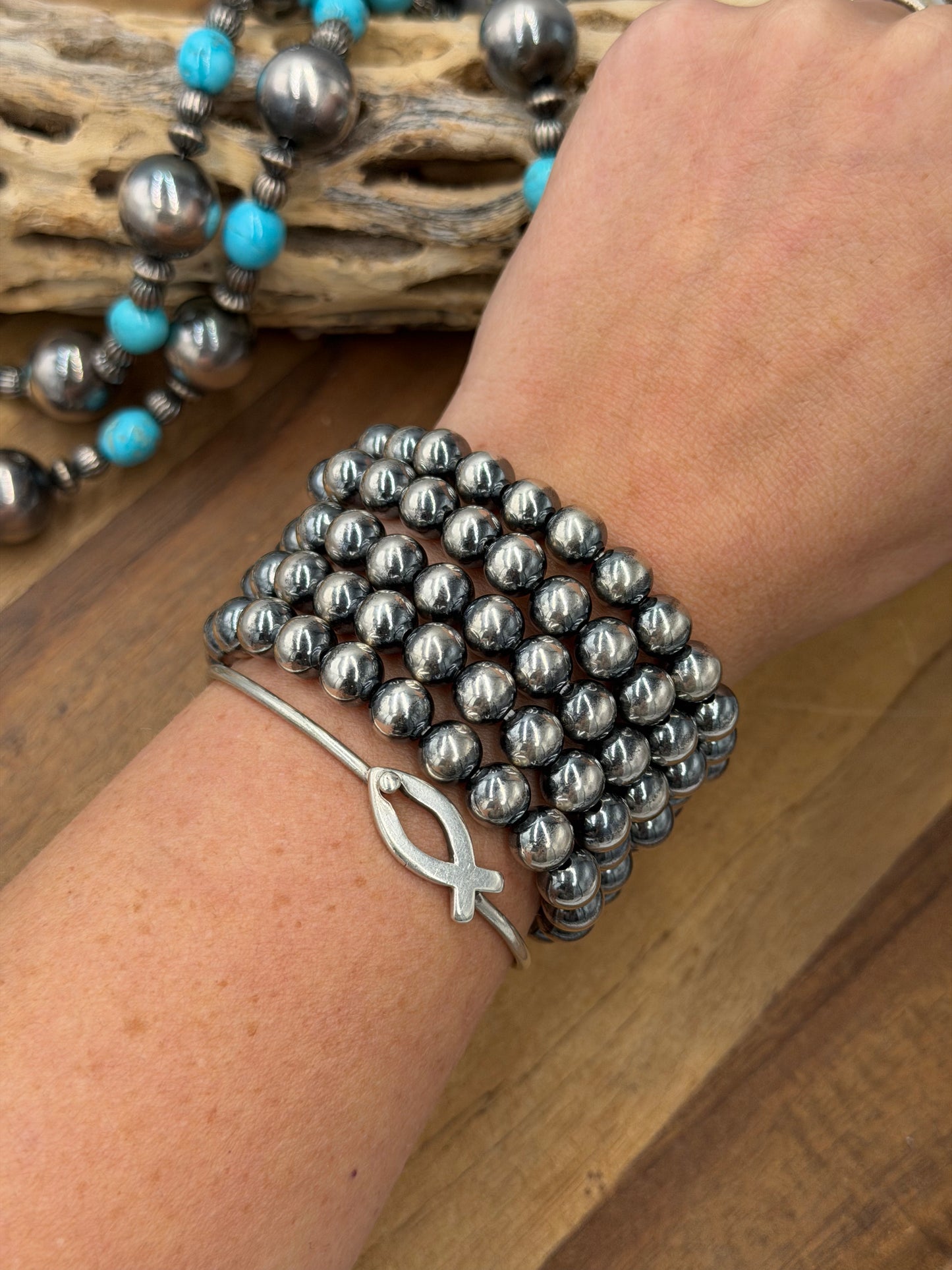 8mm #92-20 Sterling Silver Pearl Stretchy Bracelet
