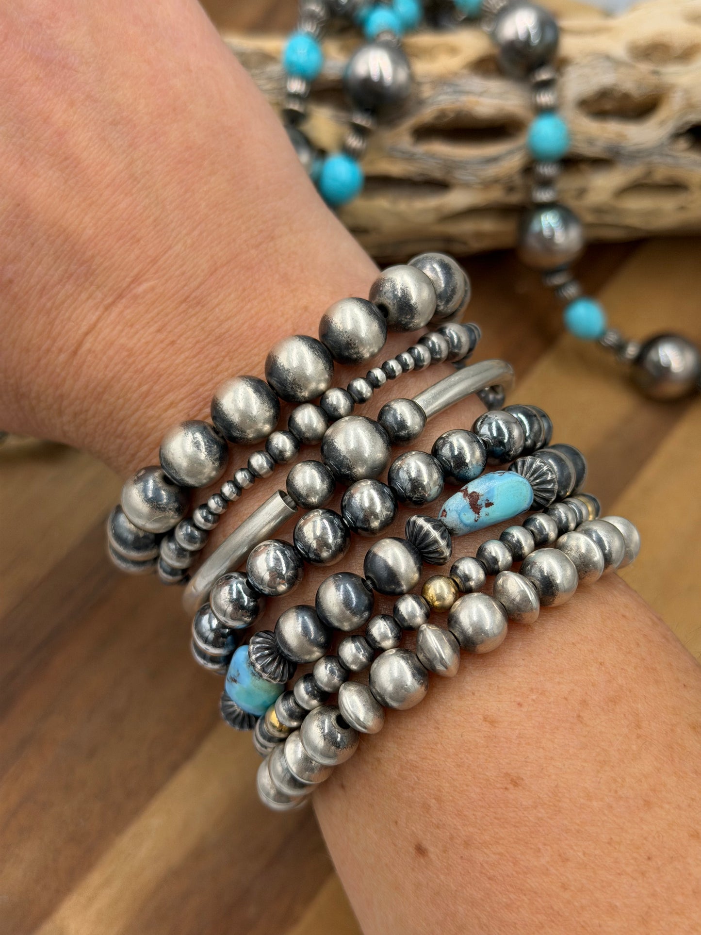 8mm #92-20 Sterling Silver Pearl Stretchy Bracelet