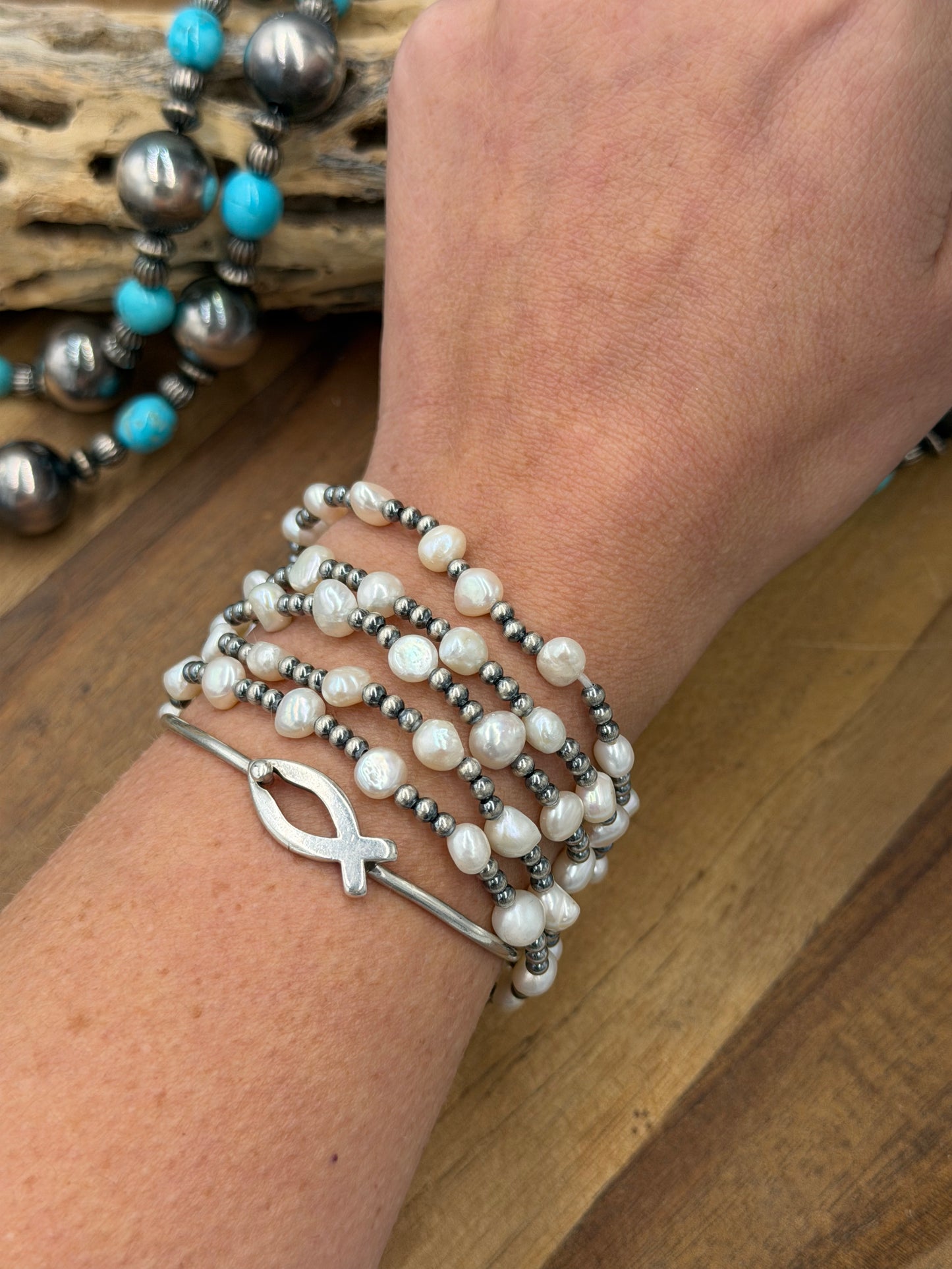 3mm & Freshwater Pearl #92-24 Saucer Sterling Silver Pearl Stretchy Bracelet