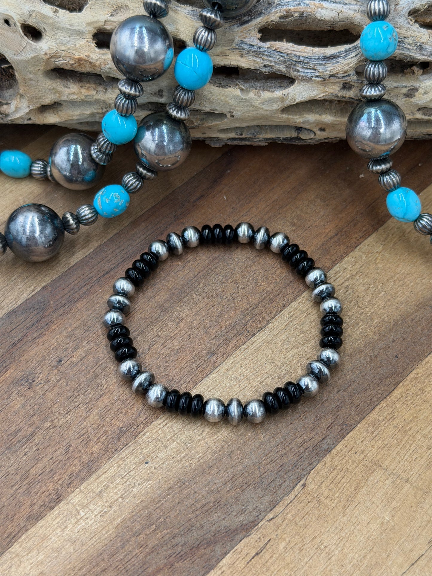 6-7mm & Black Onyx #92-25 Sterling Silver Pearl Stretchy Bracelet