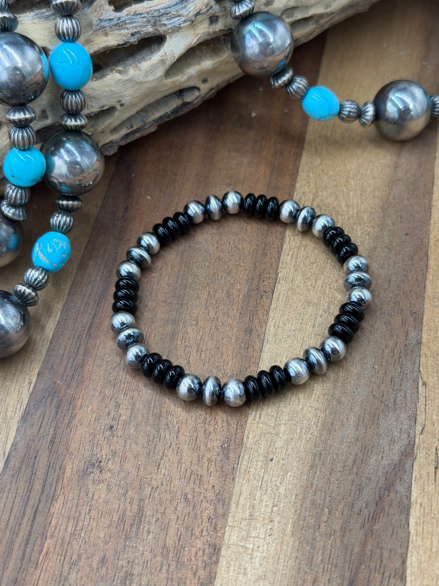 6-7mm & Black Onyx #92-25 Sterling Silver Pearl Stretchy Bracelet