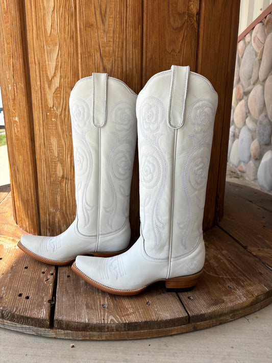 Flower Talk White boot by Old Gringo
