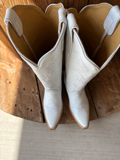 Flower Talk White boot by Old Gringo