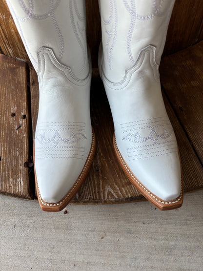 Flower Talk White boot by Old Gringo