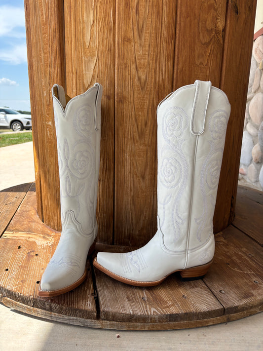 Flower Talk White boot by Old Gringo