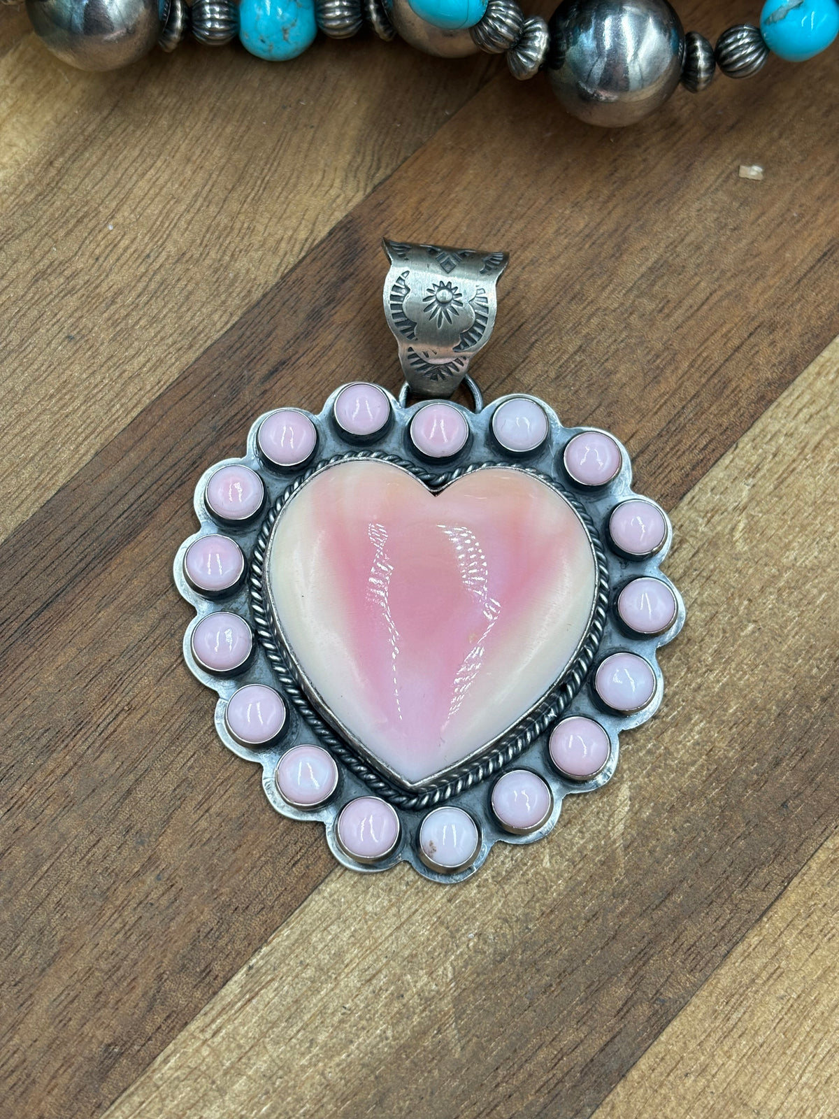Pink Conch #911-12 Heart Pendant