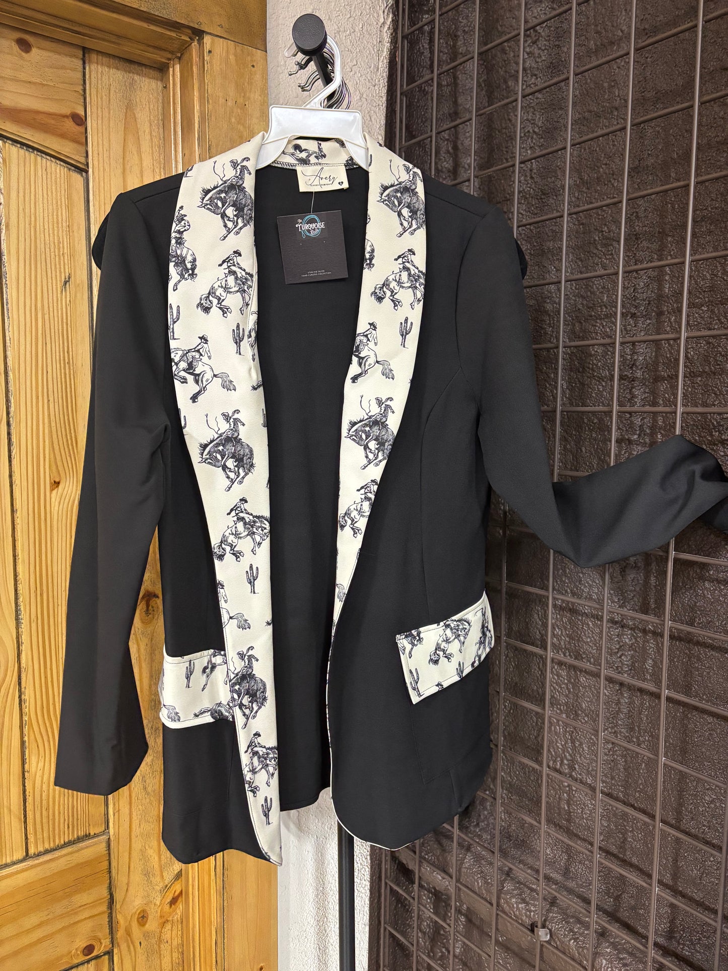 The Outlaw Contrast Blazer