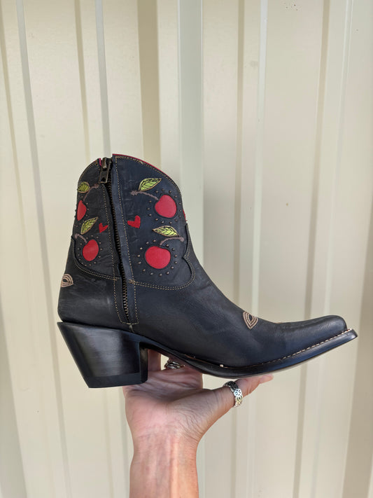 Old Gringo Kersen Cherry Bomb Shortie Boot