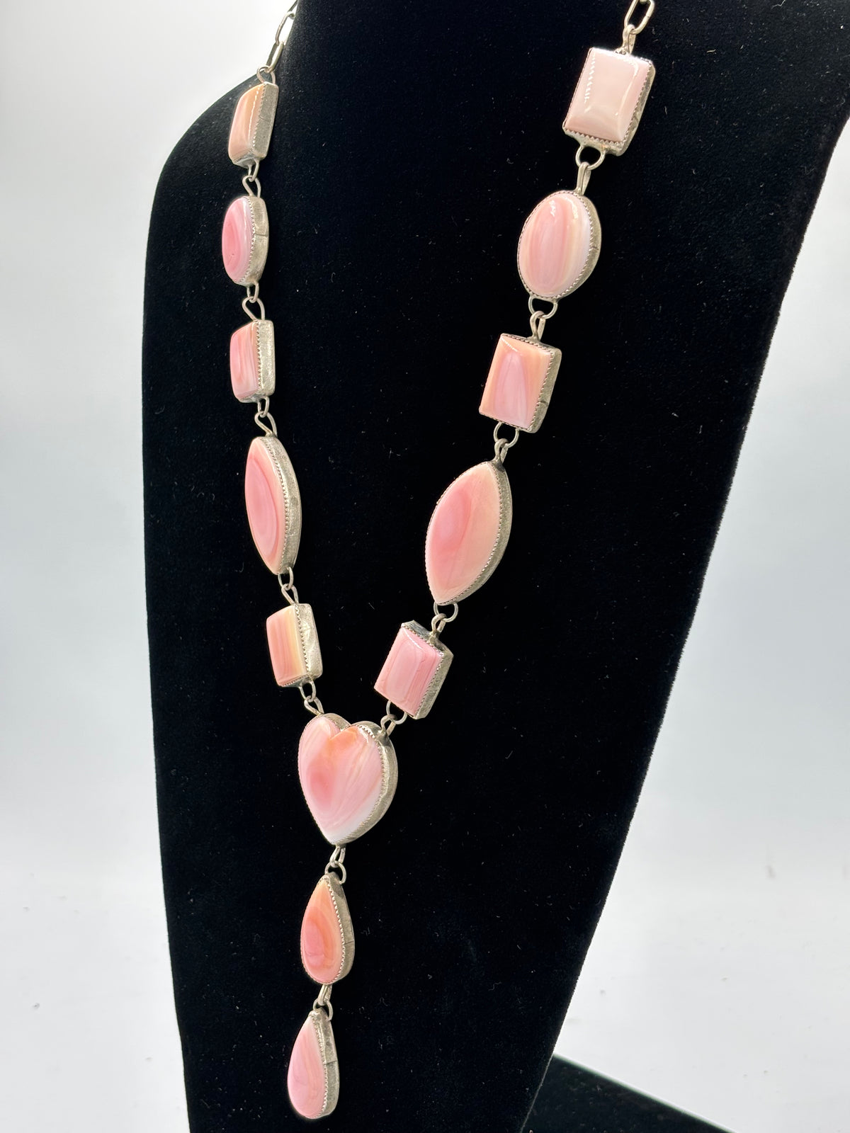 Pink Conch #101-30 Heart Lariat Necklace Set by Levi Hoskie, Navajo