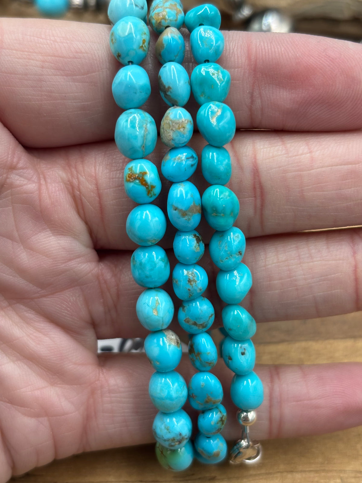 Sonoran Gold #926-15 Turquoise Nugget Bracelet