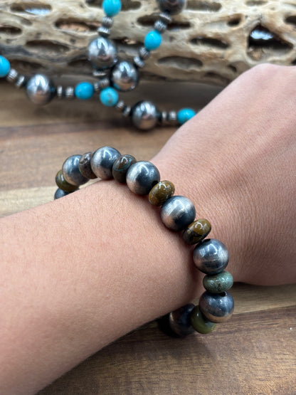12mm #101-20 Sterling Silver Pearl & Green Turquoise Stretchy Bracelet
