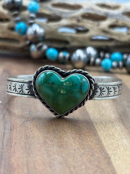 Sonoran Gold #1014-4 Heart Cuff by Rick Enriquez, Navjao