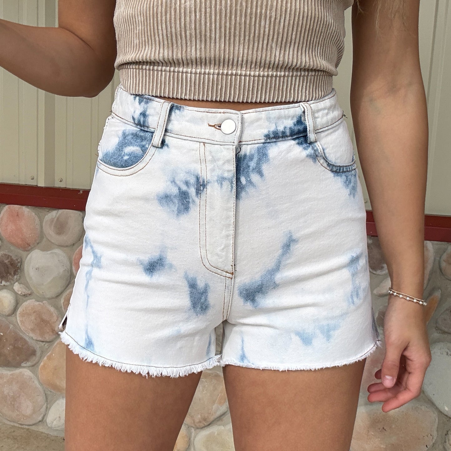 The Driftwood Shorts – Bleached Light Wash Denim