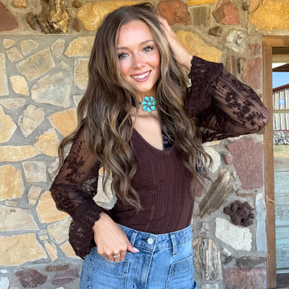 The Evie Lace Bubble-Sleeve Bodysuit: Chocolate