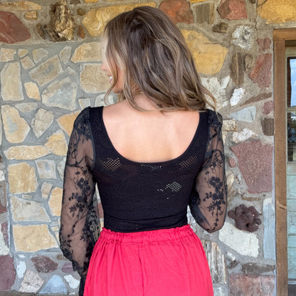 The Evie Lace Bubble-Sleeve Bodysuit: Black