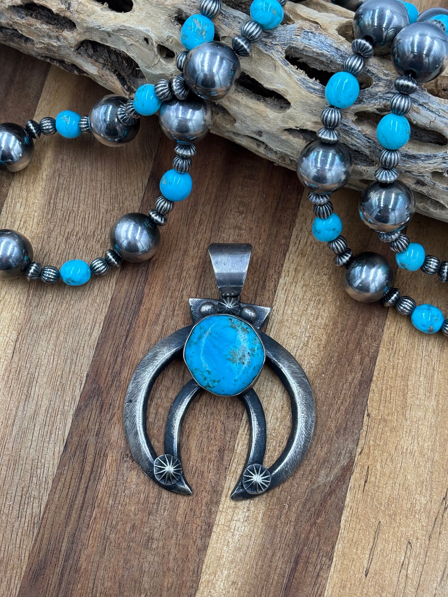 Turquoise Naja Pendant Chimney Butte, Santo Domingo Pueblo